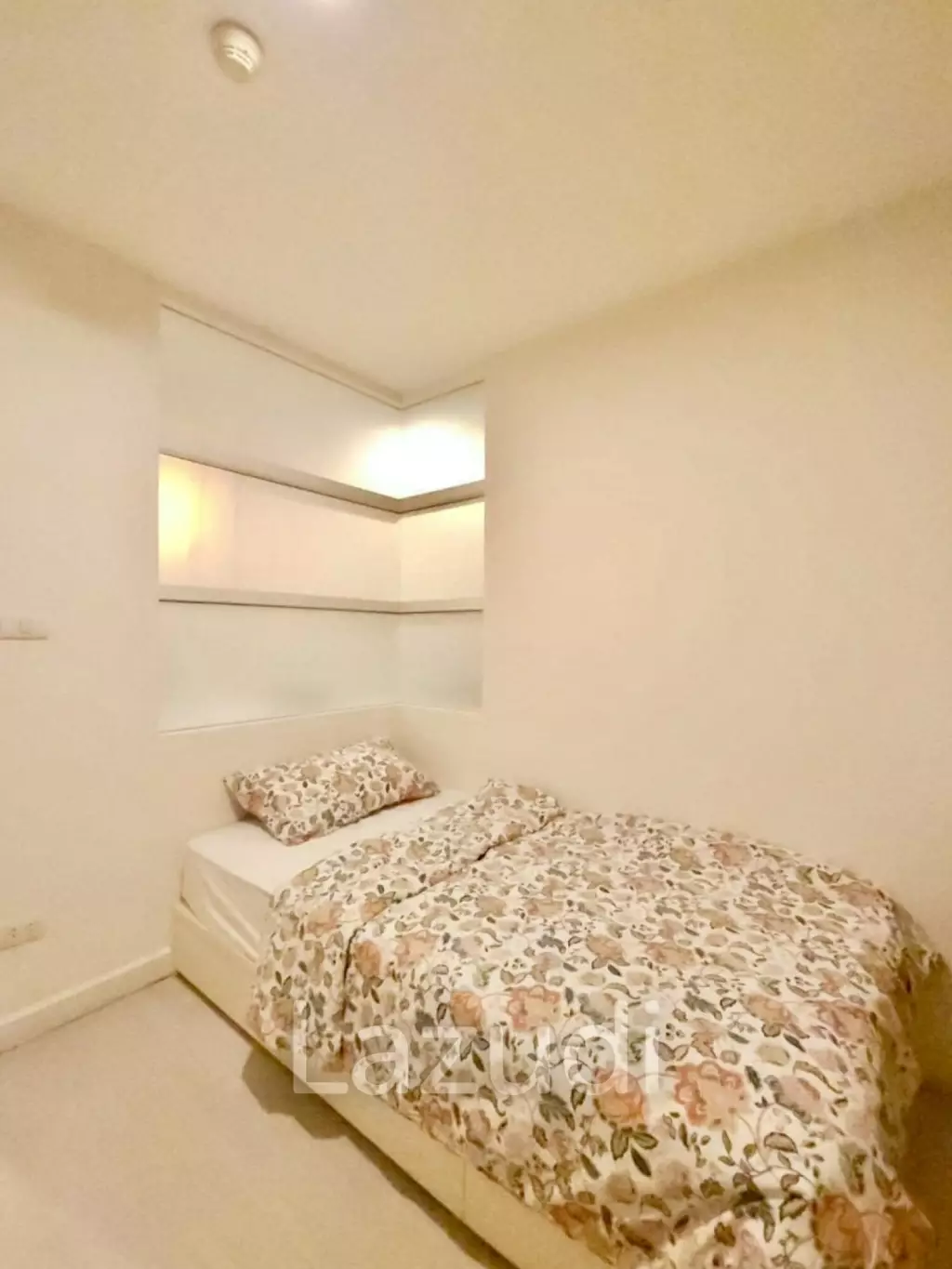 70.8 sqm 2 Bedroom Condo on 8th Floor at The Bangkok Sathorn-Taksin, Khlong San