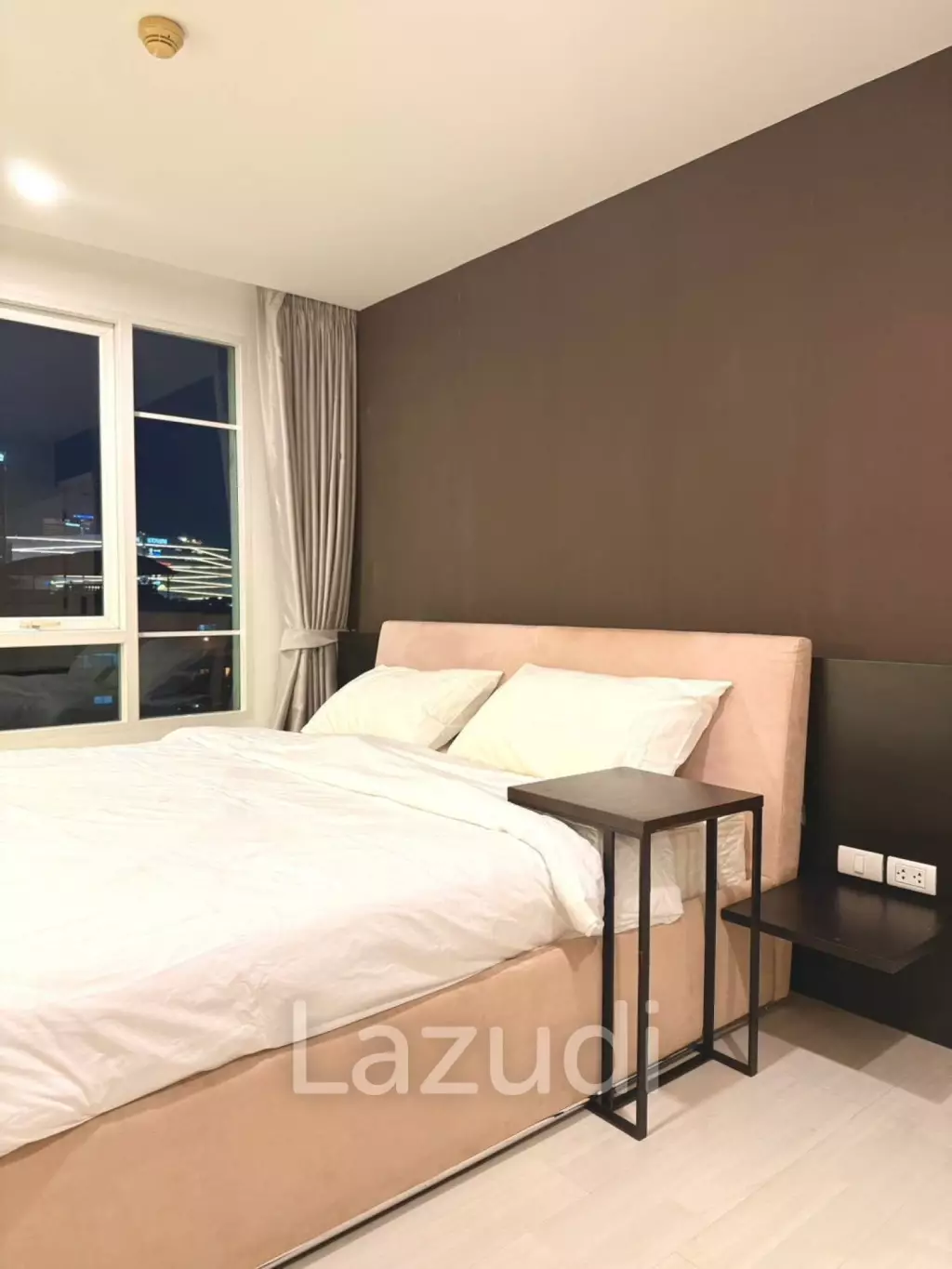 70.8 sqm 2 Bedroom Condo on 8th Floor at The Bangkok Sathorn-Taksin, Khlong San
