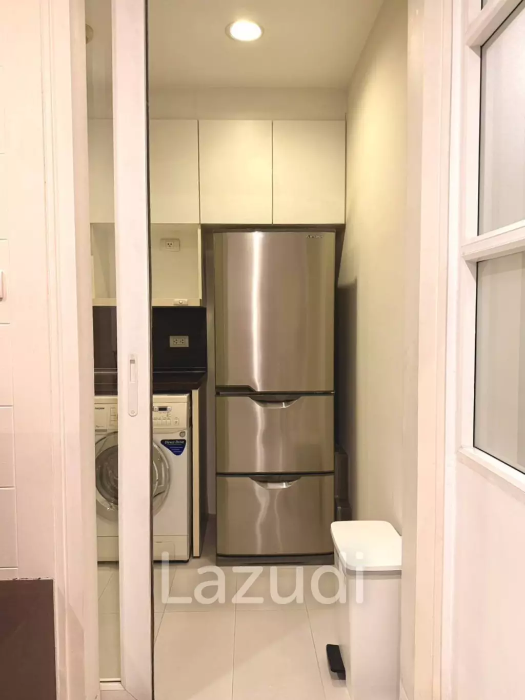 70.8 sqm 2 Bedroom Condo on 8th Floor at The Bangkok Sathorn-Taksin, Khlong San