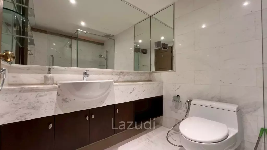 236 sqm condo at Sathorn Park Place Bangkok