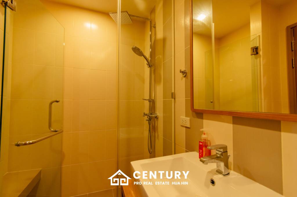 BANN SAN NGAM CONDO : 2 BED WITH SEA VIEW