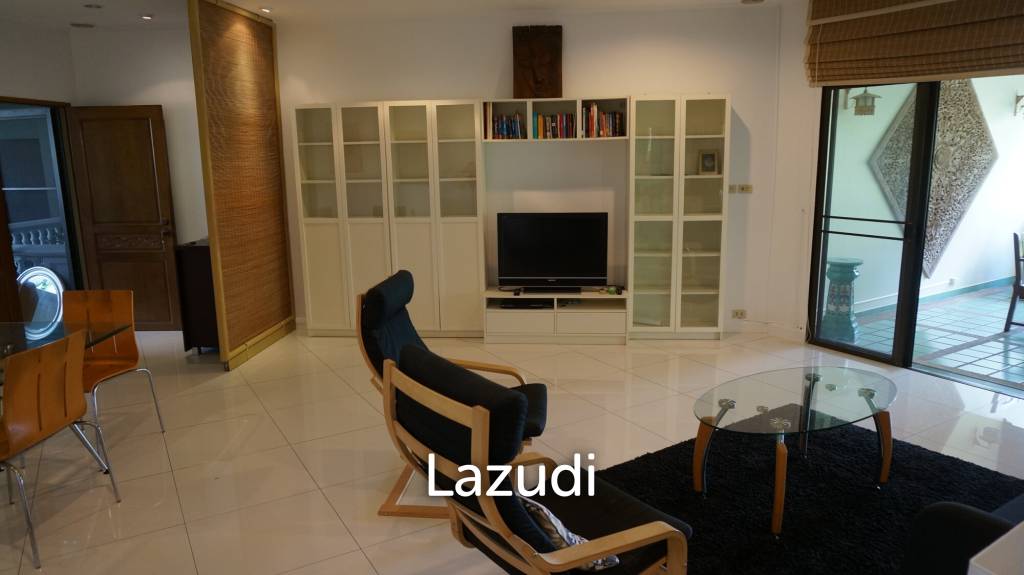 2 Beds 2 Baths 170 SQ.M. Baan Somprasong Condominium