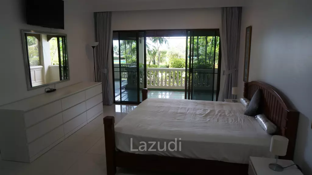 2 Beds 2 Baths 170 SQ.M. Baan Somprasong Condominium