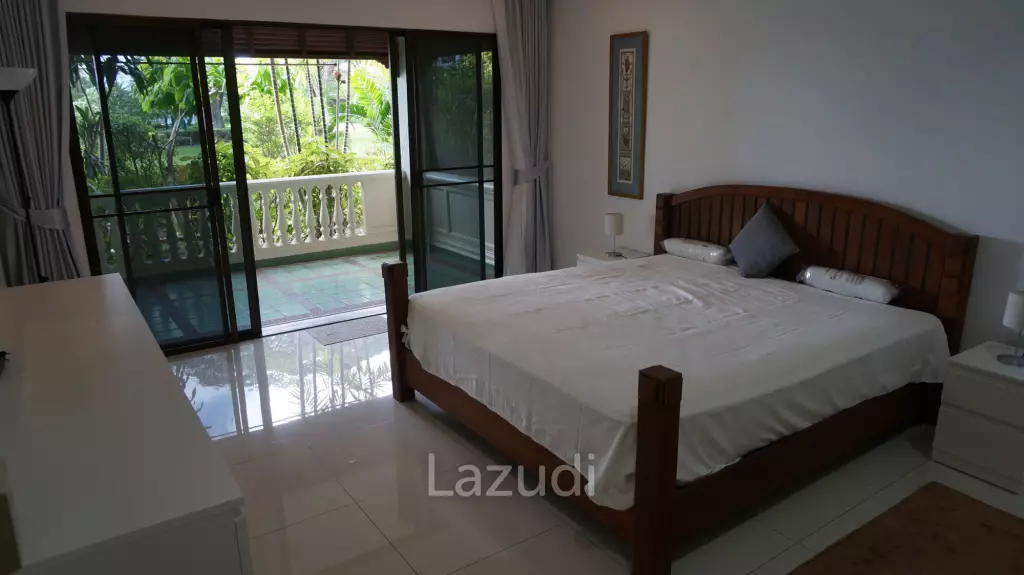 2 Beds 2 Baths 170 SQ.M. Baan Somprasong Condominium