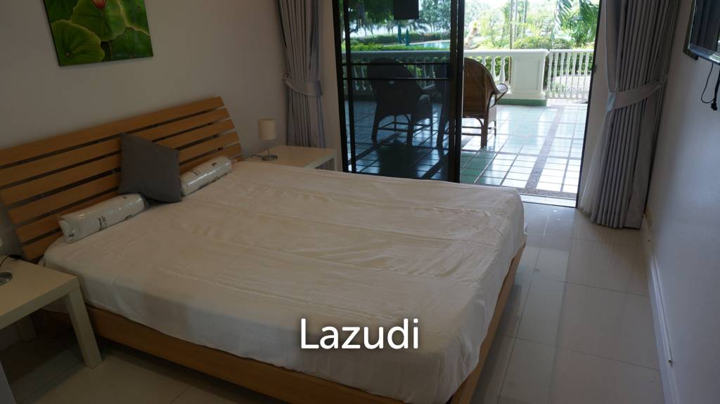 2 Beds 2 Baths 170 SQ.M. Baan Somprasong Condominium