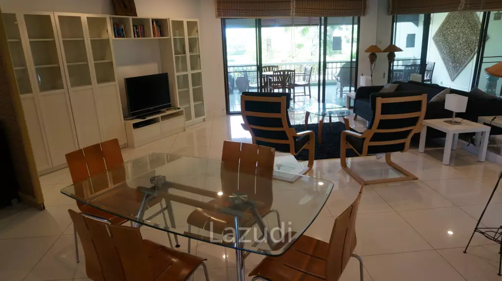 2 Beds 2 Baths 170 SQ.M. Baan Somprasong Condominium