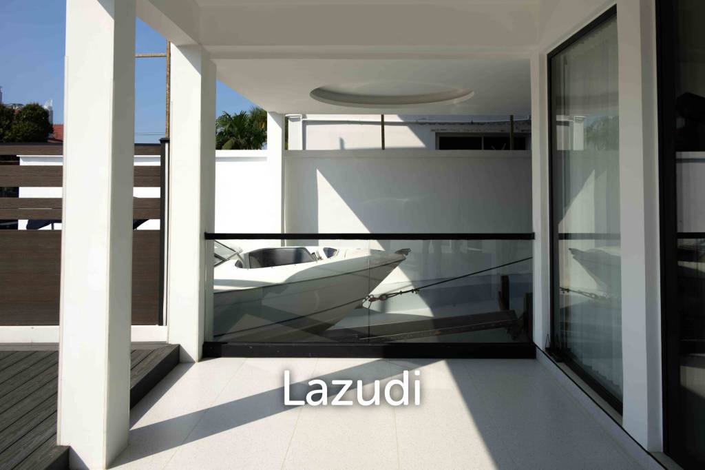 8 Beds 8 Baths 1,000 SQ.M. Jomtien Yacht Club