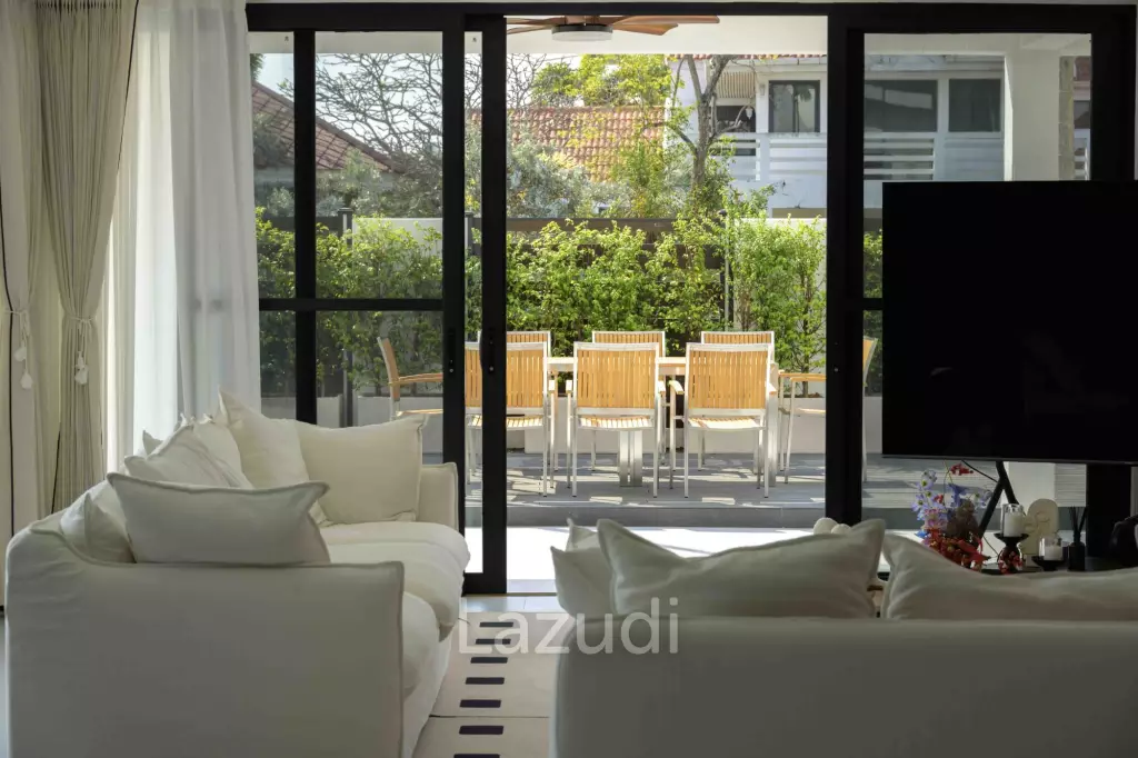 8 Beds 8 Baths 1,000 SQ.M. Jomtien Yacht Club