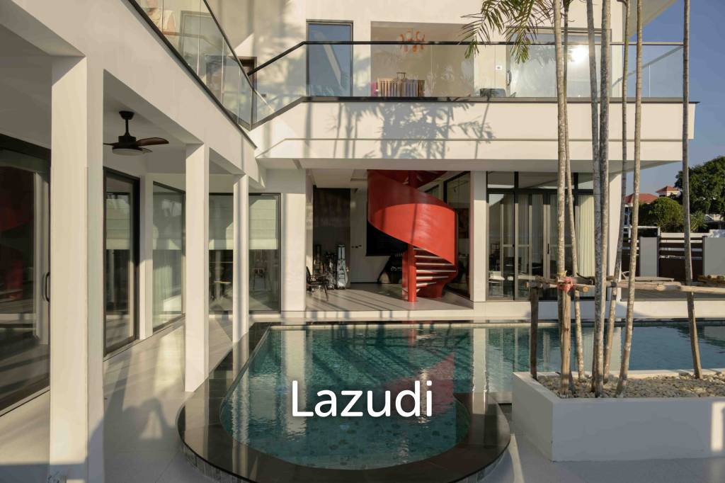 8 Beds 8 Baths 1,000 SQ.M. Jomtien Yacht Club