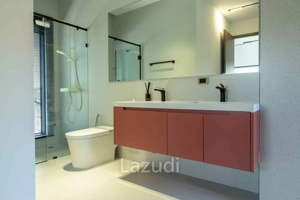 8 Beds 8 Baths 1,000 SQ.M. Jomtien Yacht Club