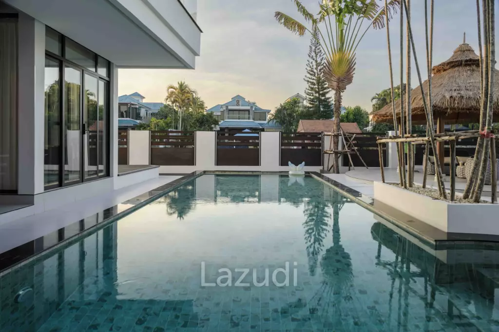 8 Beds 8 Baths 1,000 SQ.M. Jomtien Yacht Club