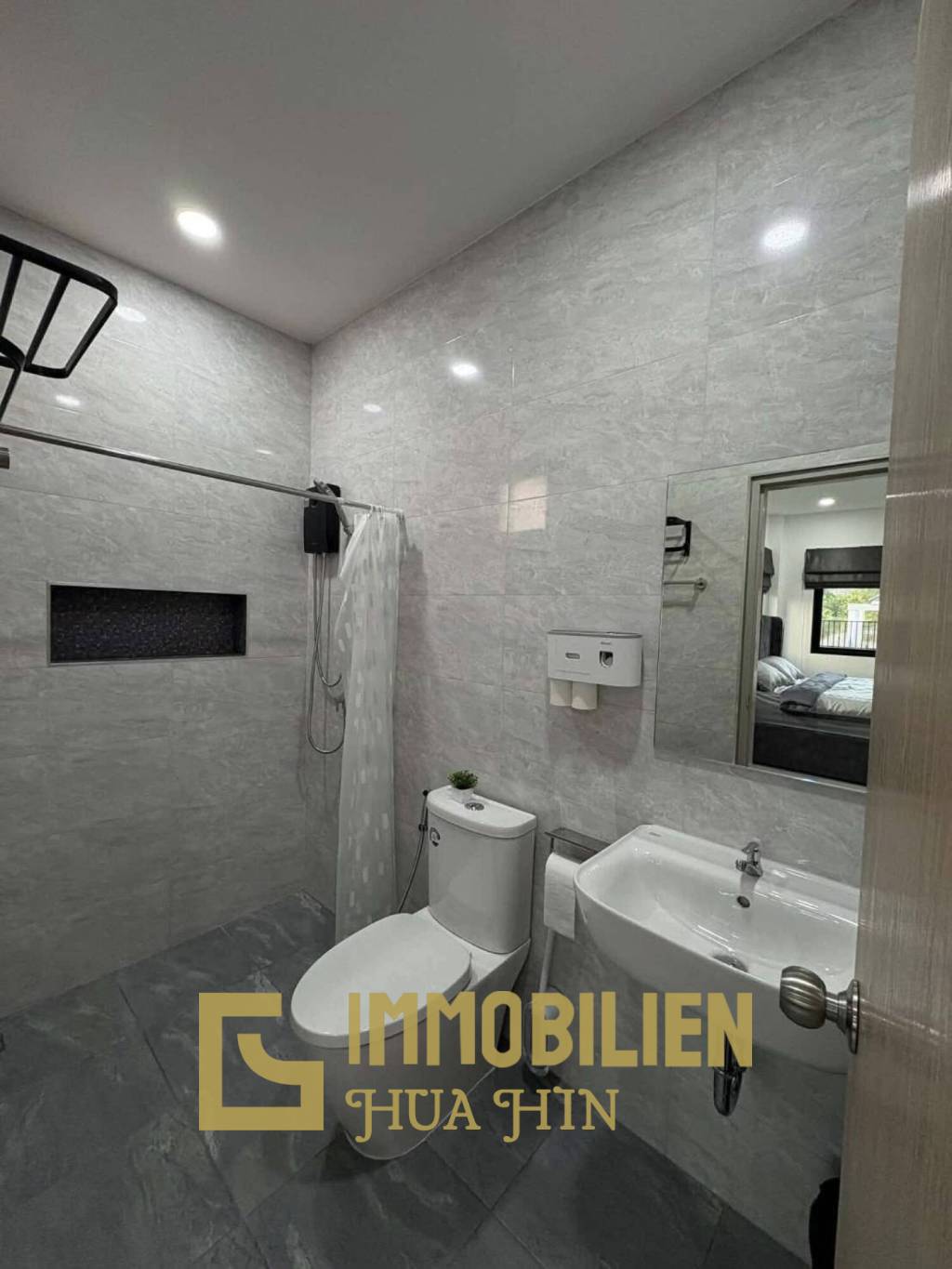 Haus zu vermieten | Großes Grundstück | Neuwertig