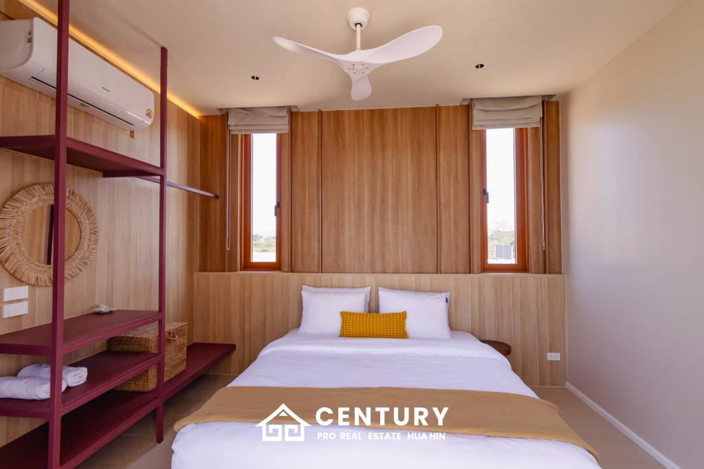 New Modern House 5 bedroom pool villa in Thap Tai Hua Hin