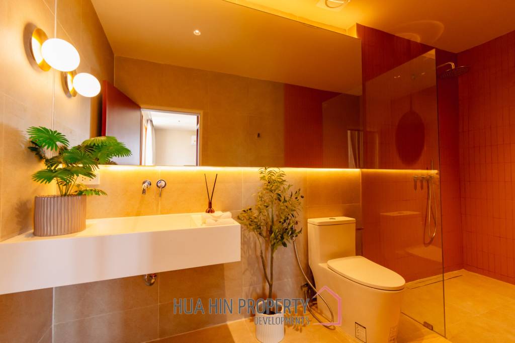 New Modern House 5 bedroom pool villa in Thap Tai Hua Hin