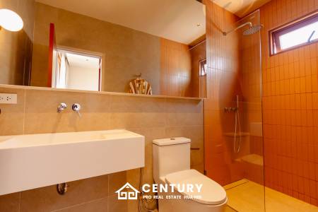 New Modern House 5 bedroom pool villa in Thap Tai Hua Hin