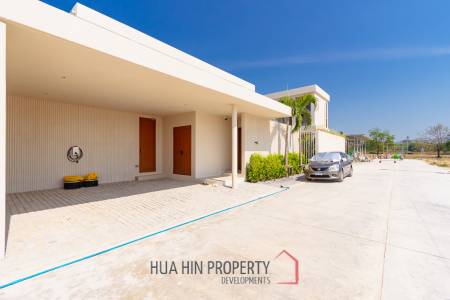 New Modern House 5 bedroom pool villa in Thap Tai Hua Hin