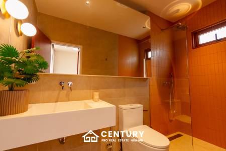 New Modern House 5 bedroom pool villa in Thap Tai Hua Hin