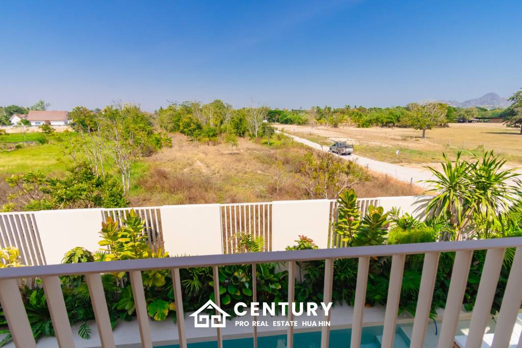 New Modern House 5 bedroom pool villa in Thap Tai Hua Hin