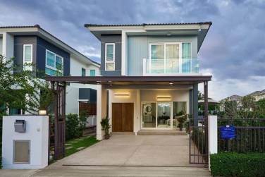 Brand-New 2-Storey House with Private Pool for Rent & Sale in Chalong