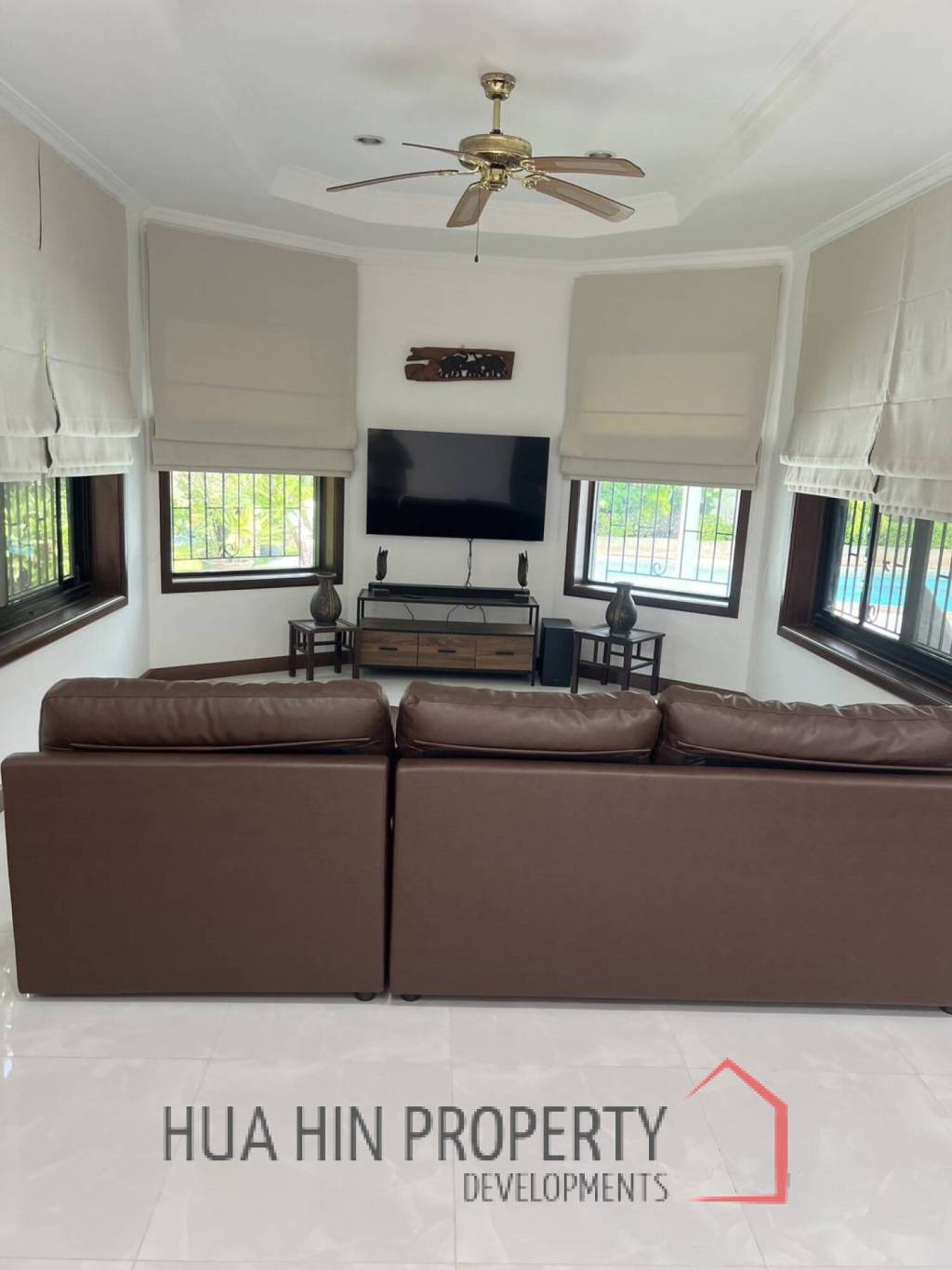 ORCHID VILLA :Newly Renovated 3-bedroom with a private Pool