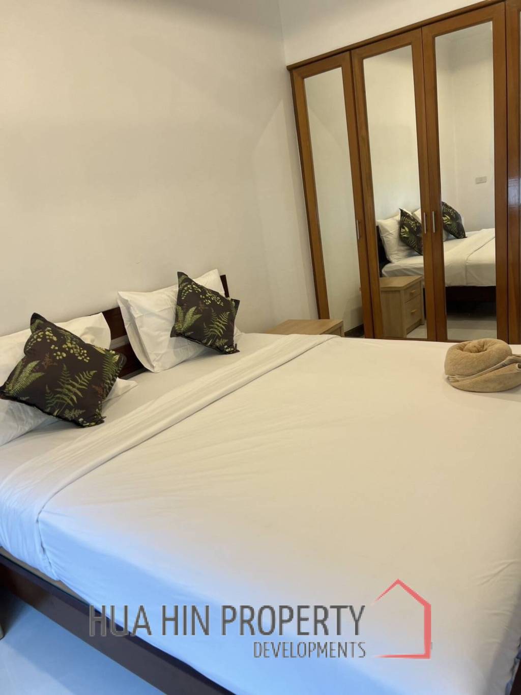 ORCHID VILLA :Newly Renovated 3-bedroom with a private Pool