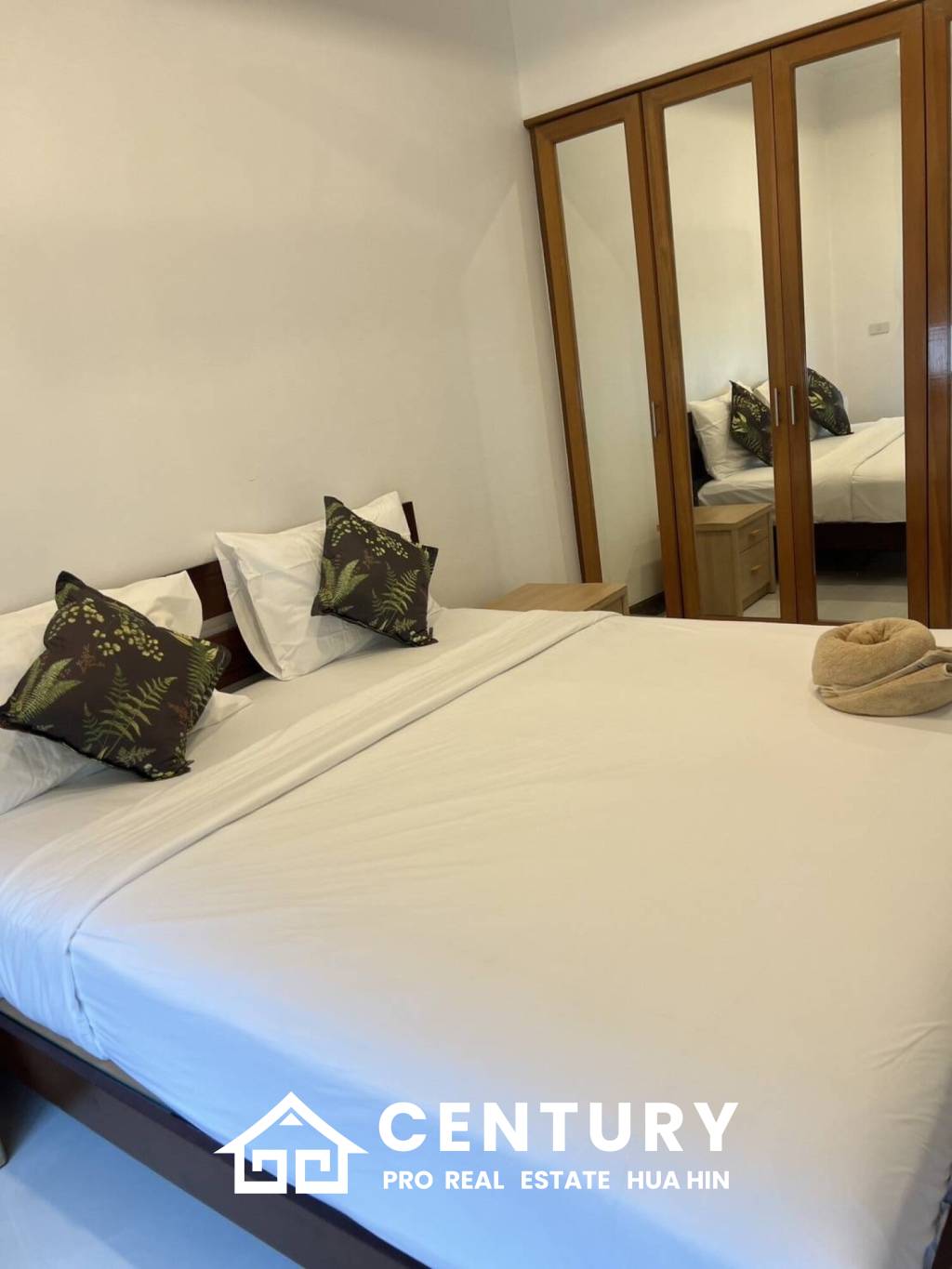 ORCHID VILLA :Newly Renovated 3-bedroom with a private Pool