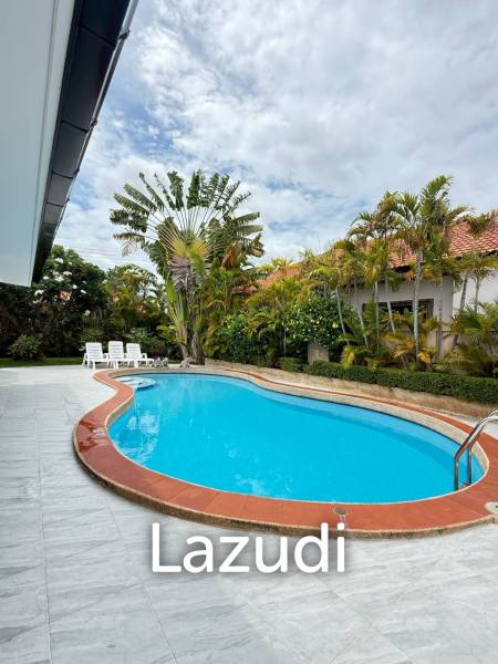 ORCHID VILLA :Newly Renovated 3-bedroom with a private Pool