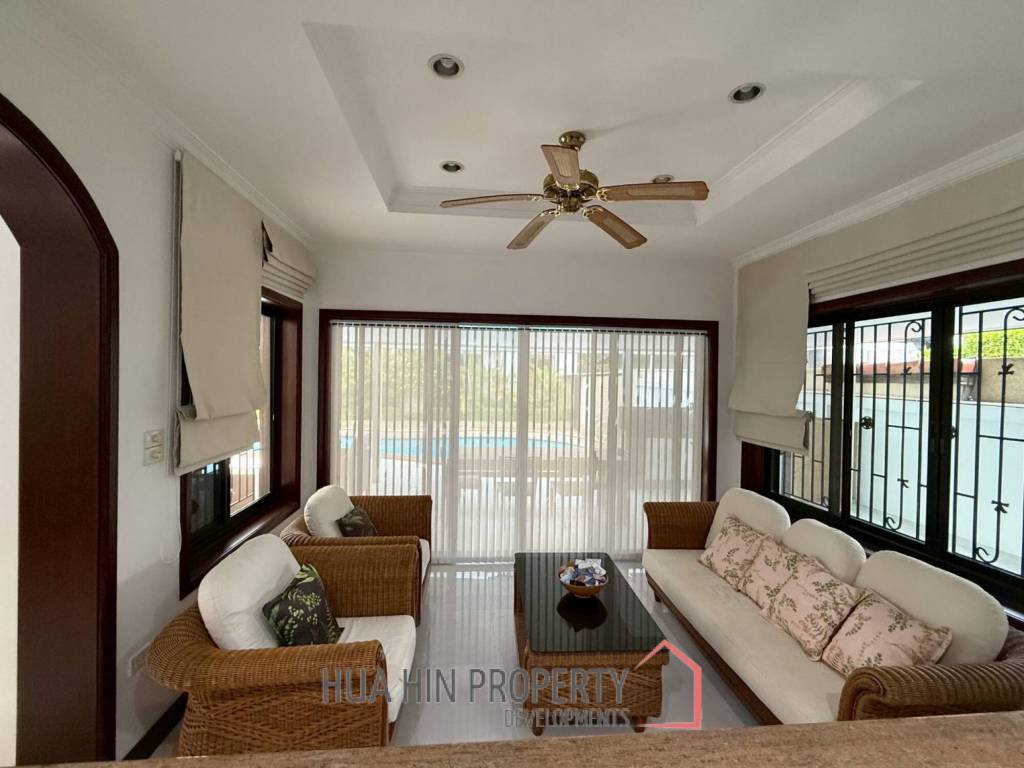 ORCHID VILLA :Newly Renovated 3-bedroom with a private Pool