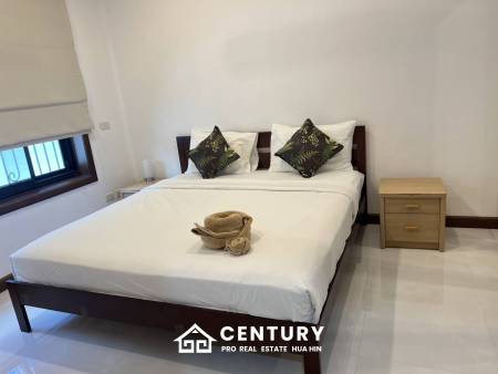 ORCHID VILLA :Newly Renovated 3-bedroom with a private Pool