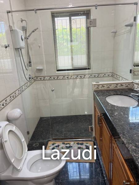 ORCHID VILLA :Newly Renovated 3-bedroom with a private Pool