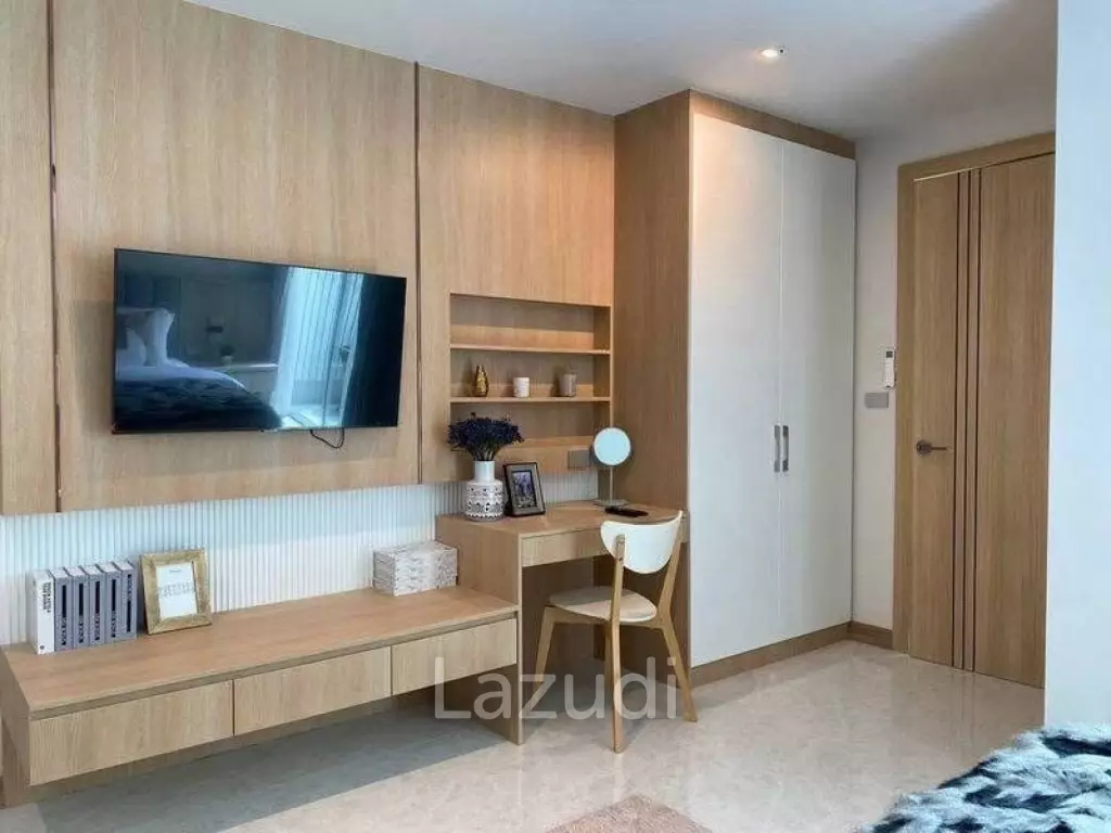 4 Beds 4 Baths 226 SQ.M. The Villas Rachawadee