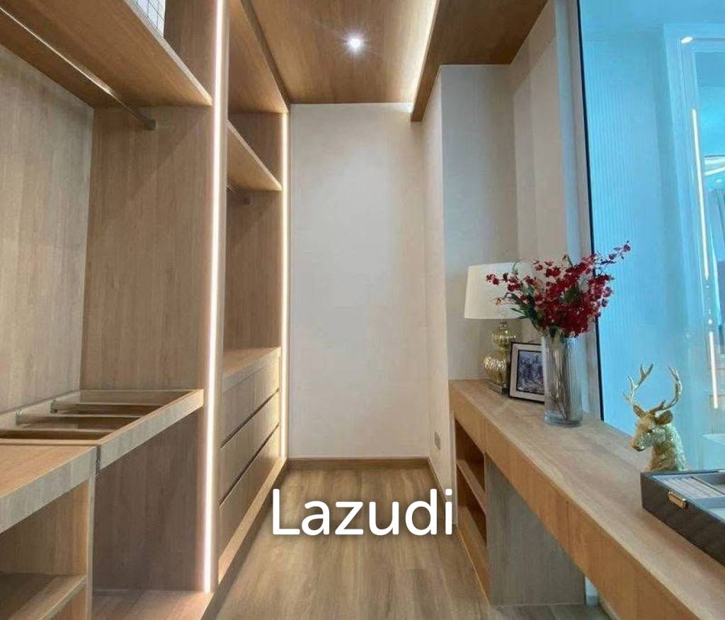 4 Beds 4 Baths 226 SQ.M. The Villas Rachawadee