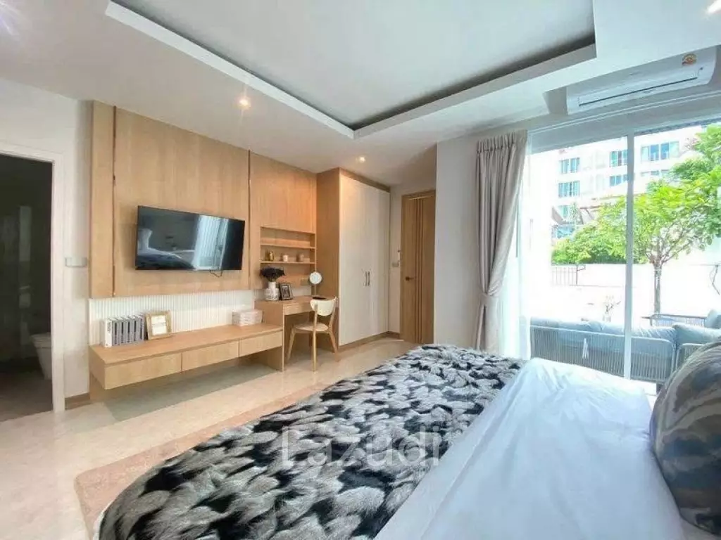 4 Beds 4 Baths 226 SQ.M. The Villas Rachawadee