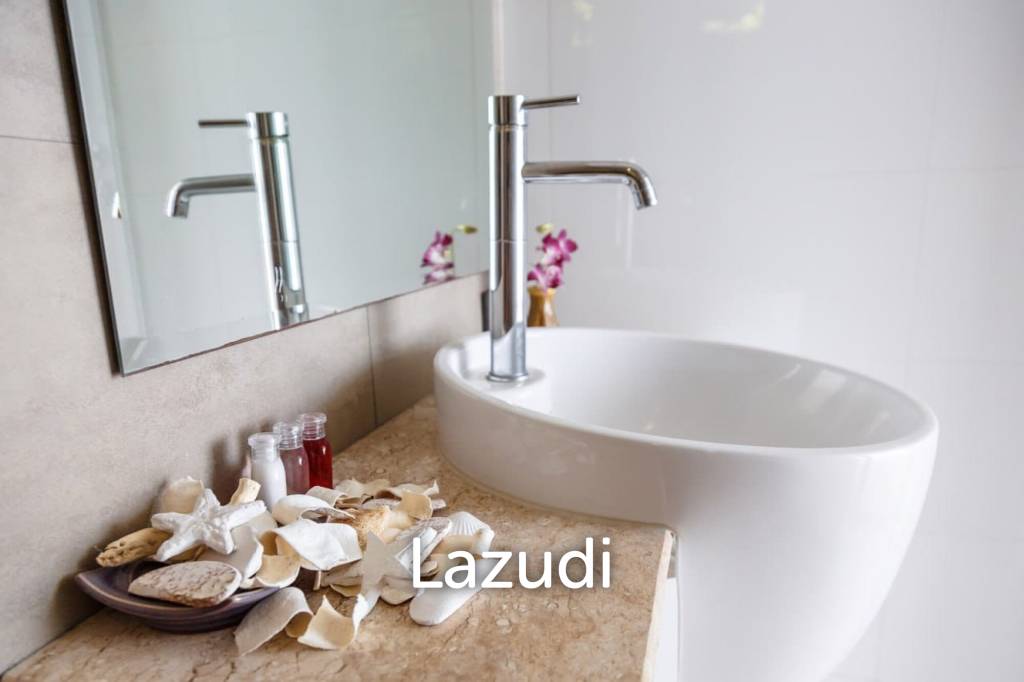 4-Bedroom Modern Pool Villa with Sea View in Ban Tai