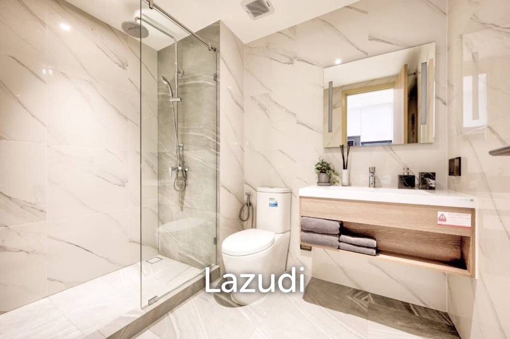Studio 1 Bathroom 28 SQ.M. Once Pattaya
