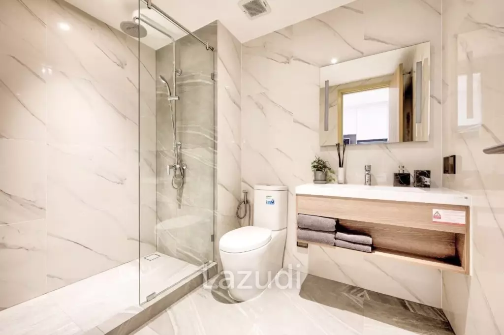 Studio 1 Bathroom 28 SQ.M. Once Pattaya