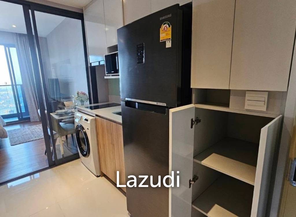 Studio 1 Bathroom 28 SQ.M. Once Pattaya