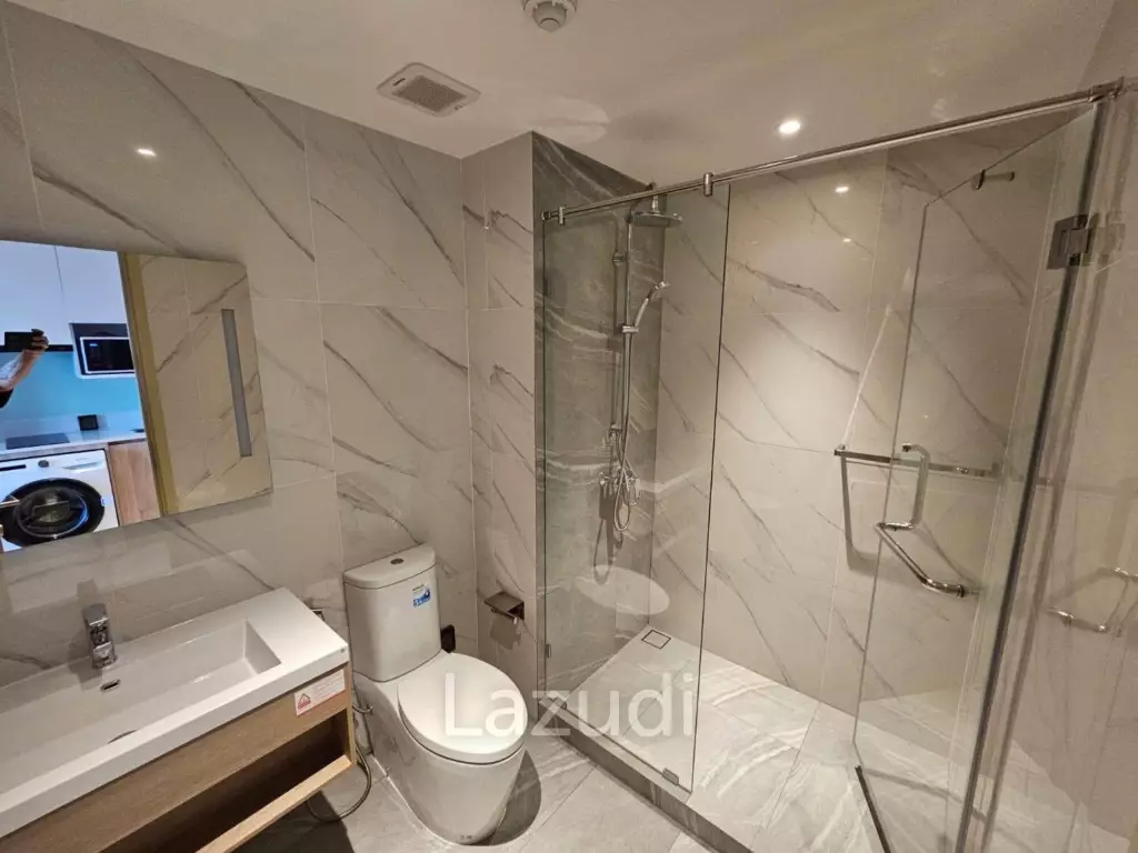 Studio 1 Bathroom 28 SQ.M. Once Pattaya