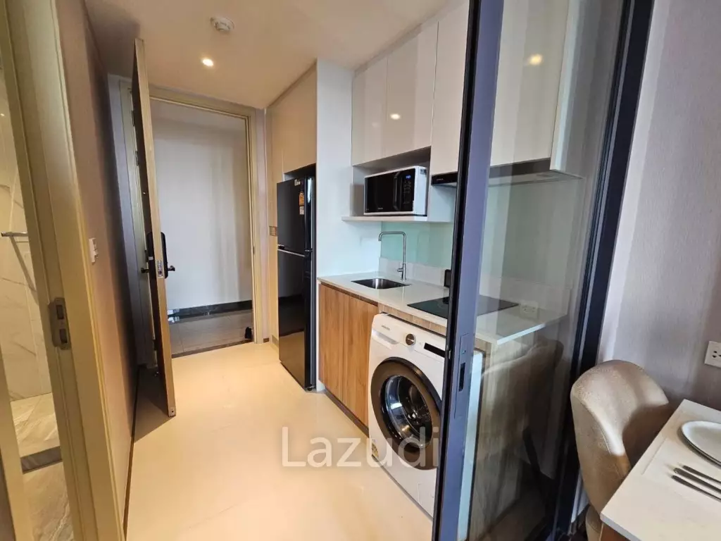 Studio 1 Bathroom 28 SQ.M. Once Pattaya