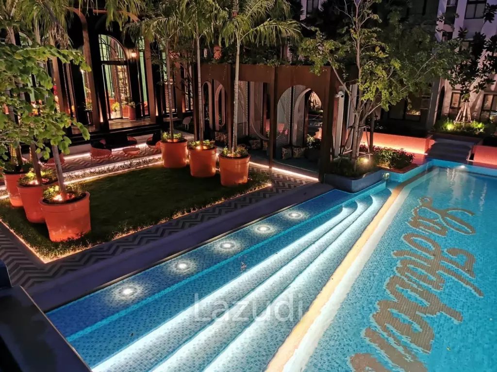 25 sqm High Floor Condo at La Habana Hua Hin