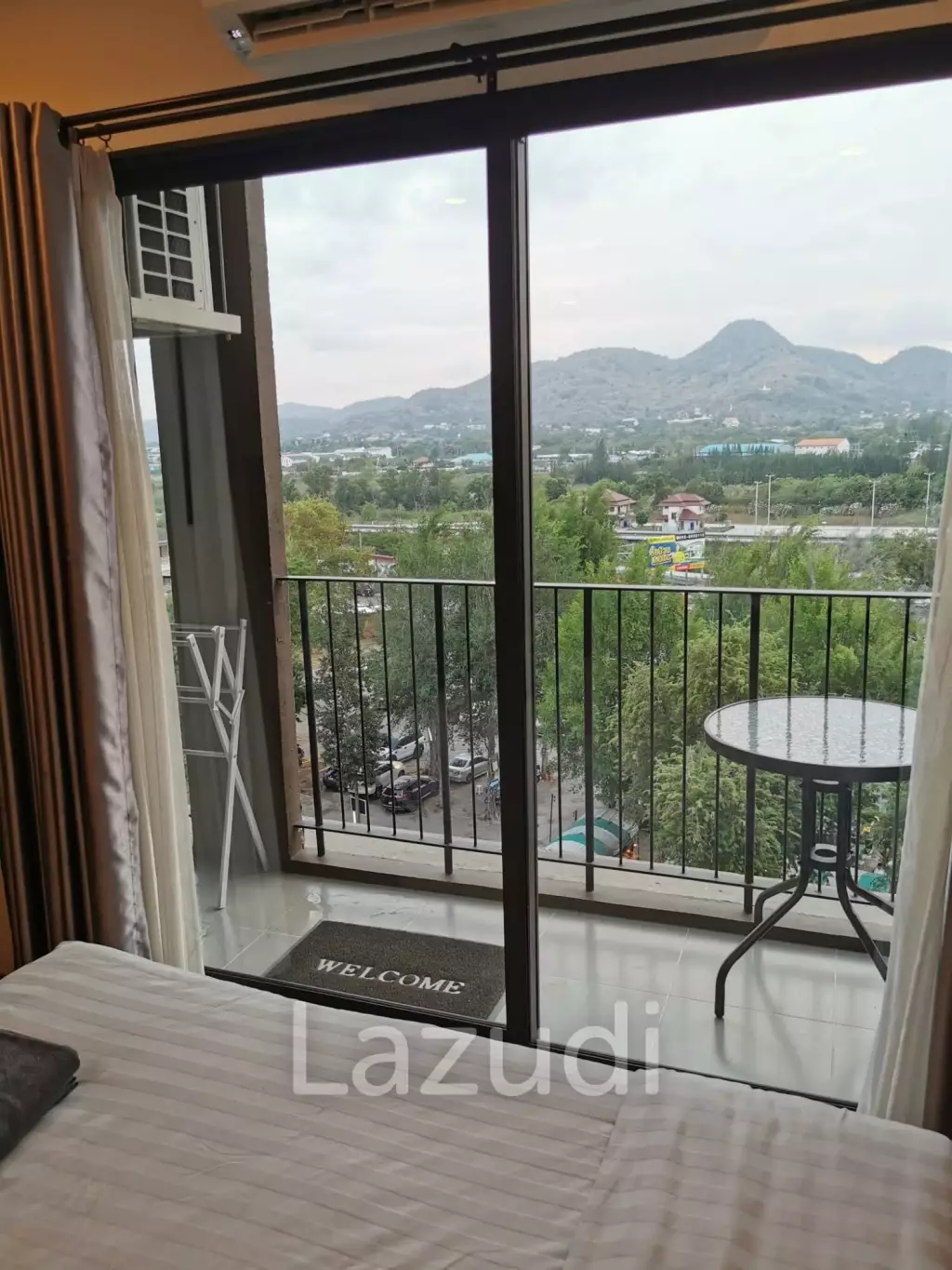 25 sqm High Floor Condo at La Habana Hua Hin