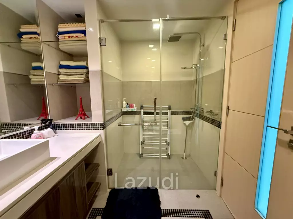 Duplex Unit 1 Bed 2 Bath 66.79 SQ.M. Wong Amat Tower