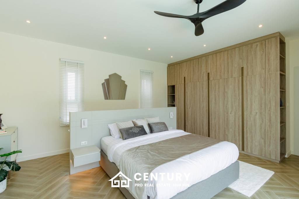 New Custom Model pool villa with solar in Thap Tai Hua Hin