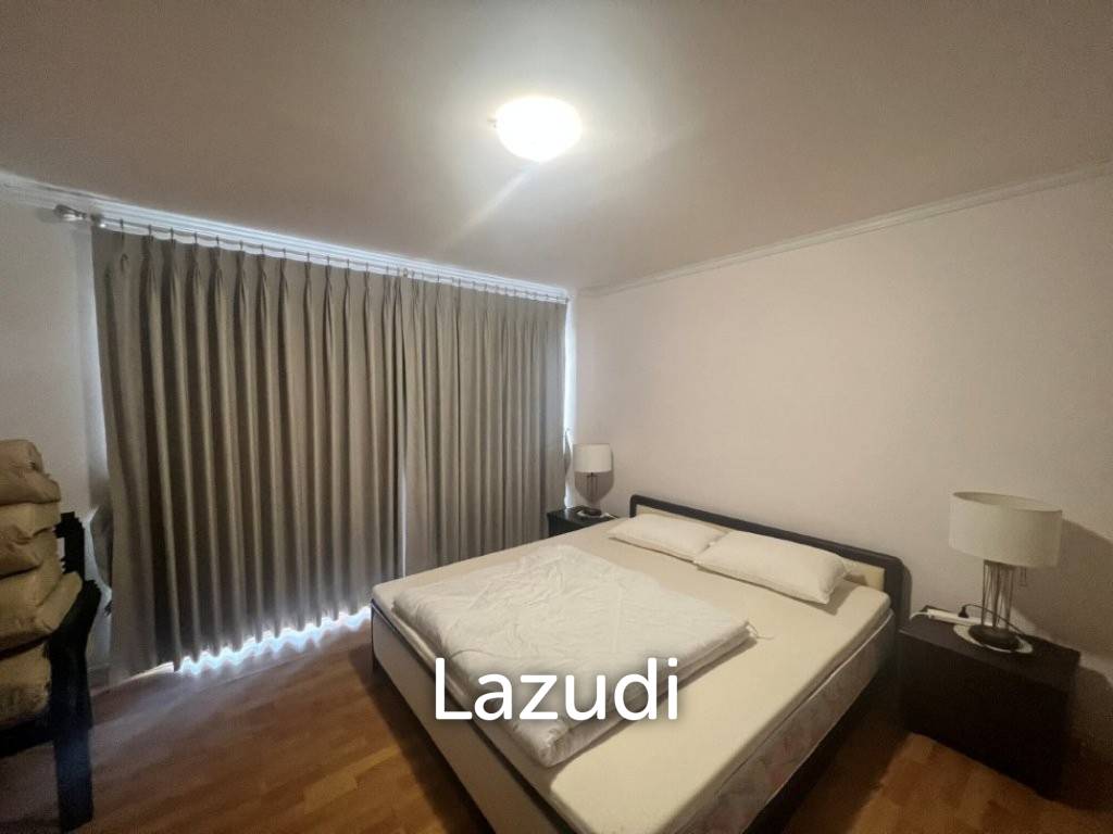 KREDSAI : 2 storey 7 bed freehold beachfront villa