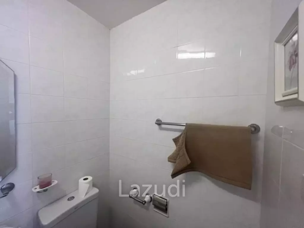 KREDSAI : 2 storey 7 bed freehold beachfront villa