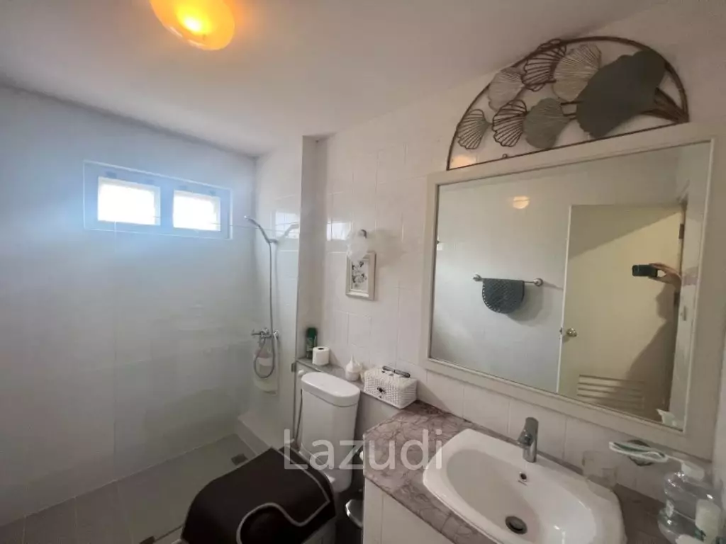 KREDSAI : 2 storey 7 bed freehold beachfront villa