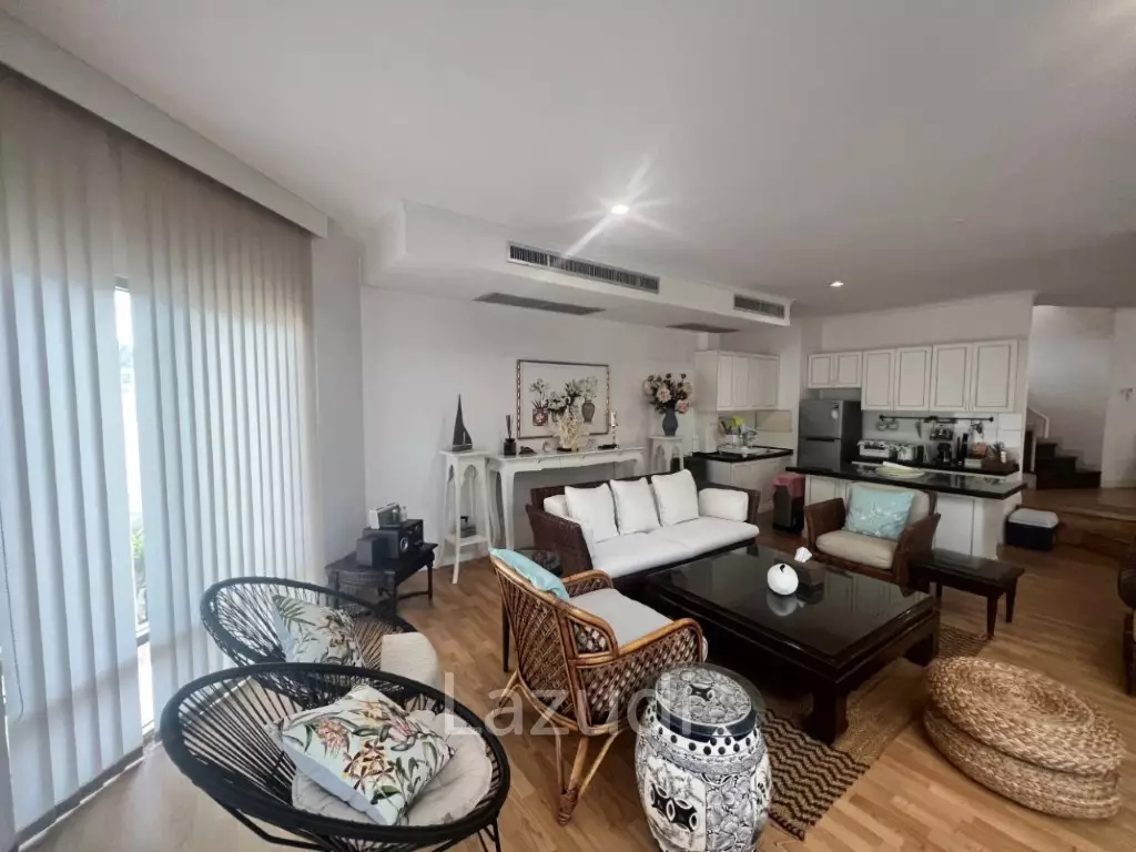KREDSAI : 2 storey 7 bed freehold beachfront villa