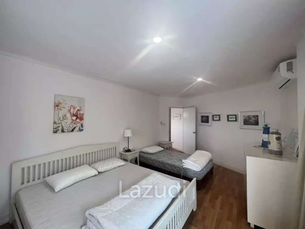 KREDSAI : 2 storey 7 bed freehold beachfront villa