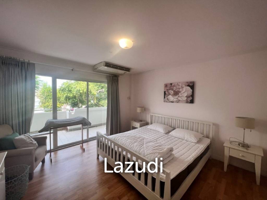 KREDSAI : 2 storey 7 bed freehold beachfront villa