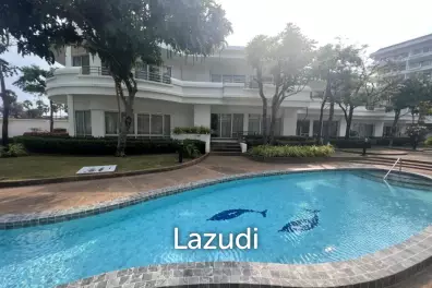 KREDSAI : 2 storey 7 bed freehold beachfront villa